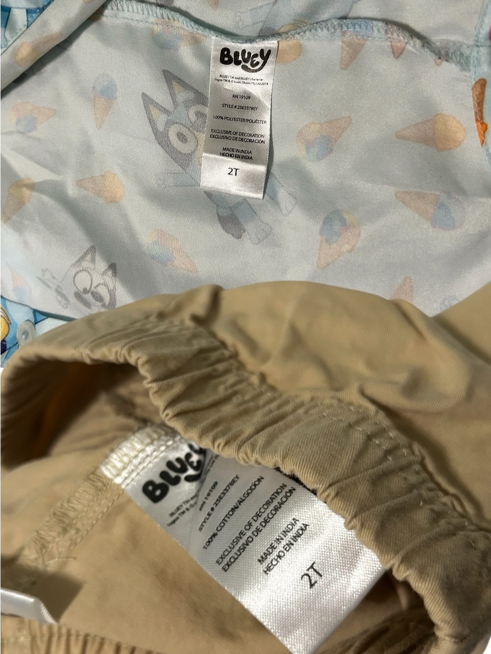 Toddler Boys Bluey Button-Up Shirt & Tan Shorts Set - Picture 3 of 3